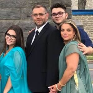 Meet your Posher, Connie